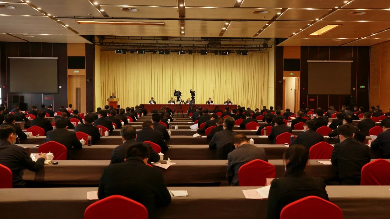 嚴(yán)鑒鉑董事長榮獲陜西省“擔(dān)當(dāng)作為好干部”稱號！