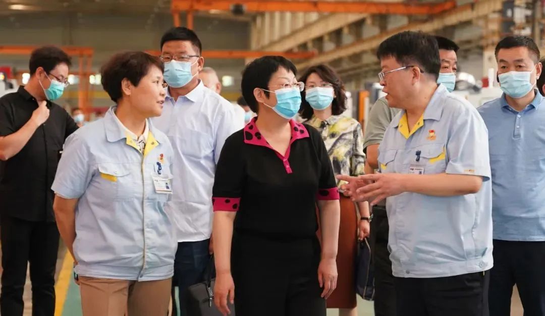 寶雞市政協(xié)主席劉榮賢專題調(diào)研寶雞機(jī)床、秦川格蘭德